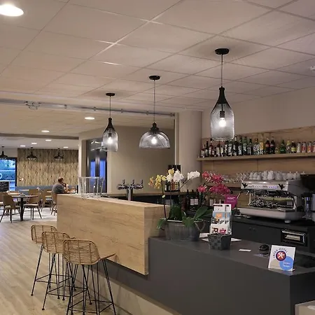 Hotel The Originals City, De La Confluence, Agen Ouest 3*