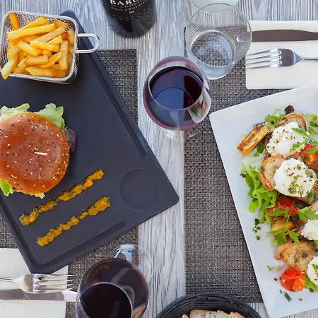 Hotel The Originals City, De La Confluence, Agen Ouest 3*