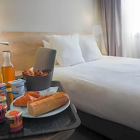 Hotel The Originals City, De La Confluence, Agen Ouest 3*