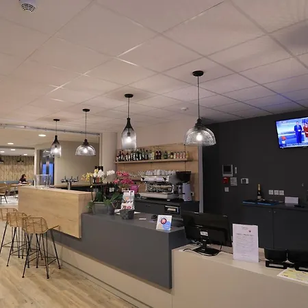 Hotel The Originals City, De La Confluence, Agen Ouest Damazan